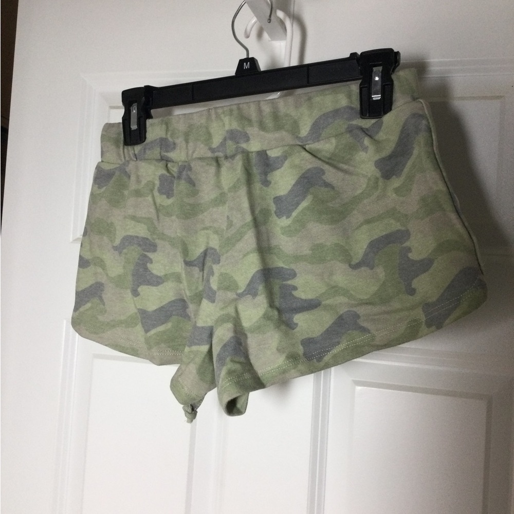 Lounge Hoodie Shorts Set - Picture 8 of 11